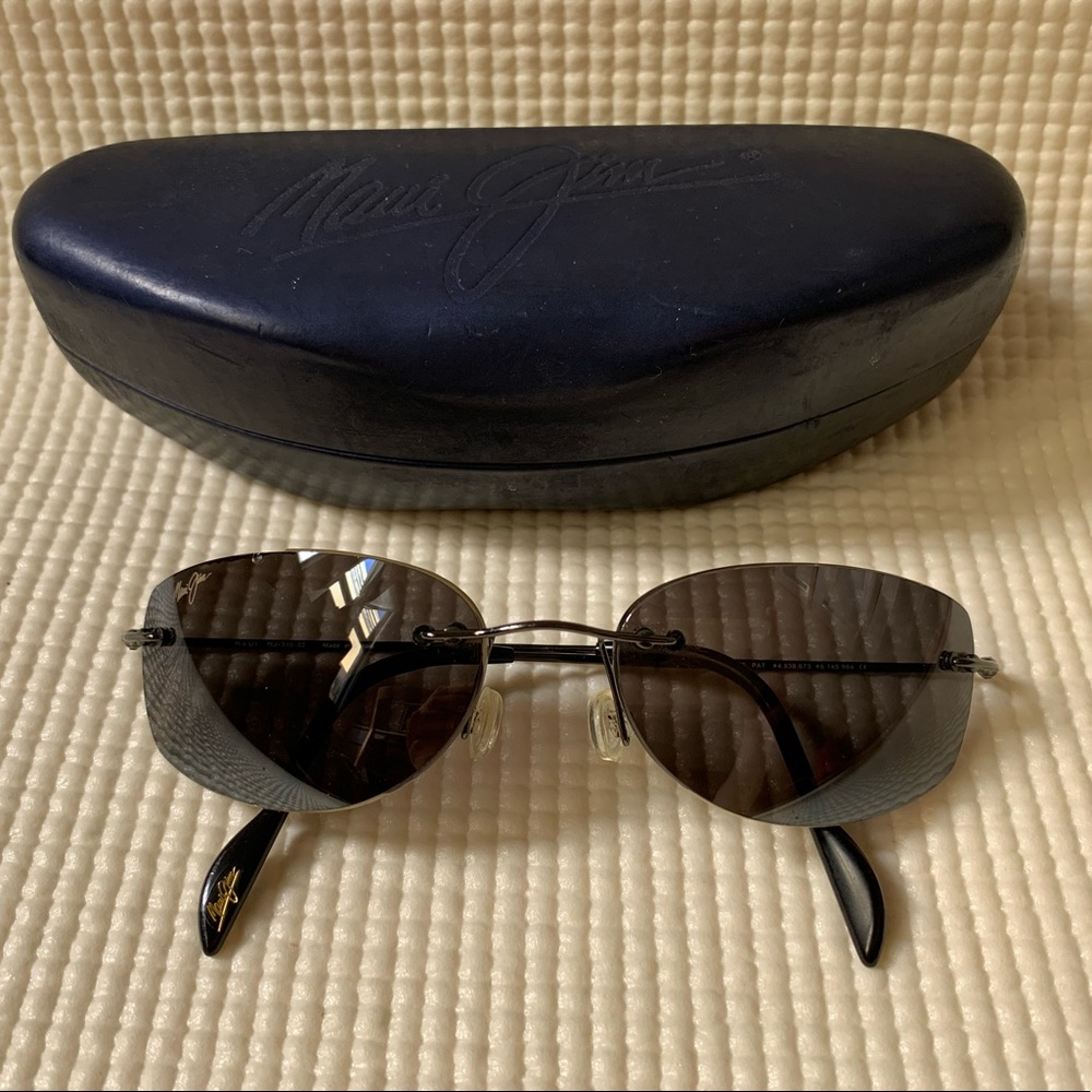 Maui Jim Hawaii 310-02 Gunmetal Grey Glass Lenses